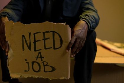 SA Unemployment Rate Drops to 31.9% Q4 2024